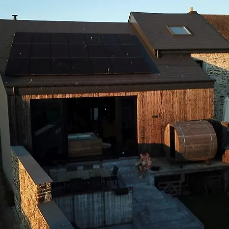 3 Waters - Private With Jacuzzi, Sauna & Hammam * Winenne